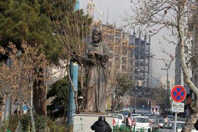 تندیس فارابی در تهران نصب شد