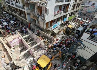 ریزش ساختمان ۳ طبقه در مرکز پاکستان؛ ۱۱ تن کشته و زخمی شدند