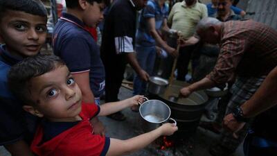 مردم غزه و سفره‌های خالی برای افطار