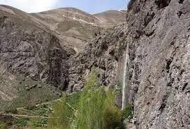آبشار سنگان سولقان؛ طبیعتی حیرت‌انگیز در نزدیکی تهران