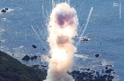 فیلم/ لحظه انفجار موشک ماهواره‌بر شرکت اسپیس وان