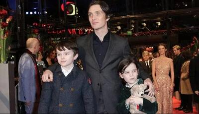 ستاره سریال پیکی بلایندرز در کنار دو پسرش+ عکس