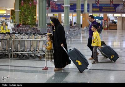 مسافران نوروزی در فرودگاه شهید بهشتی اصفهان- عکس خبری تسنیم | Tasnim