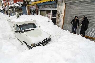 گیر افتادن مردم این منطقه در برف و کولاک شدید
