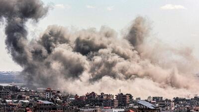 آتش زدن ساختمان‌های بیمارستان الشفا از سوی نظامیان صهیونیست/ شهادت روزانه ۳۷ نفر در نوار غزه
