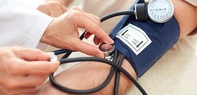 چند توصیه برای روزه‌داران مبتلا به «فشار خون بالا»