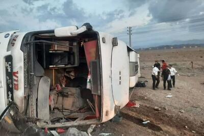 تصادف اتوبوس در ارومیه سه کشته و ۱۰ مصدوم به جا گذاشت