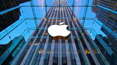 شکایت دولت آمریکا از اپل به نفع کاربران آیفون می‌شود؟ | اقتصاد24