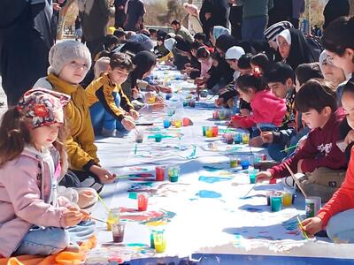 مسابقه نقاشی کودکان در پارک سیفیه ملایر برگزار شد