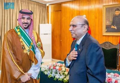 اعطای بالاترین نشان پاکستان به وزیر دفاع عربستان سعودی - تسنیم