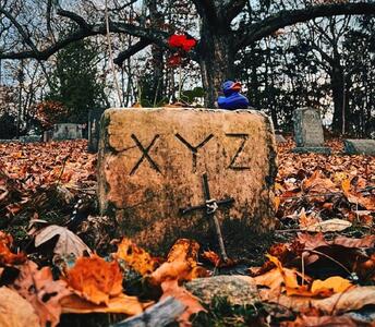 ماجرای 125 سالۀ قبری به نام «XYZ» (+عکس)