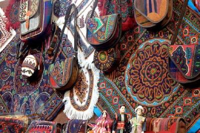 برپایی ۳۰ بازارچه نوروزی صنایع‌دستی برای حمایت از هنرمندان بومی در گلستان