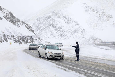 تصاویر بارش شدید برف در جاده چالوس