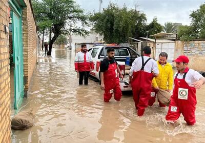 تداوم امدادرسانی متاثر از آبگرفتگی در خوزستان - تسنیم