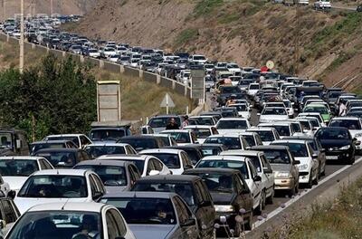 بزرگراه قزوین رشت در ترافیک نیمه سنگین