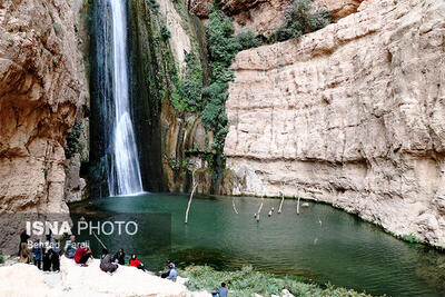 حضور پررنگ گردشگران نوروزی در بلندترین آبشار پلکانی ایران