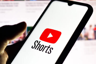تعداد زیادی از یوتیوبرها هم‌اکنون از بخش Shorts درآمدزایی می‌کنند - زومیت