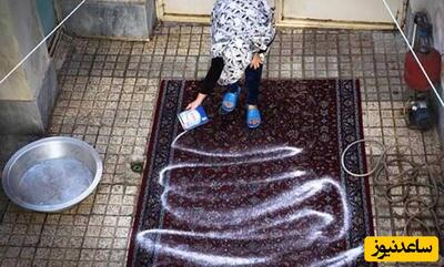 خلاقیت منحصربفرد مادر ایرانی برای خشک کردن فرش خیس حماسه آفرید/ لامصب نگفتی میوفتی پایین ناقص میشی+عکس🤣