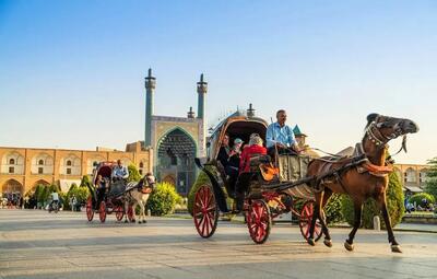 بازدید بیش از ۴ میلیون گردشگر از جاذبه‌های تاریخی اصفهان