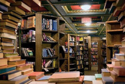 چرا بازار کتاب و ادبیات ایران پولساز نیست؟