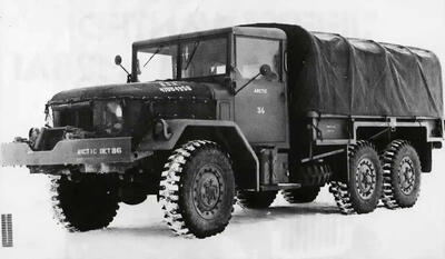 (تصاویر) کامیون ضد آبی که در دهه ۵۰ برای رانندگی در زیر آب ساخته شده بود