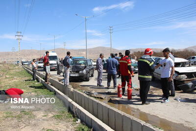 بی‌احتیاطی راننده در زنجان ۷ مصدوم برجای گذاشت