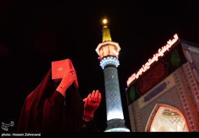 مراسم احیای شب بیست و یکم در امامزاده صالح(ع)- عکس خبری تسنیم | Tasnim