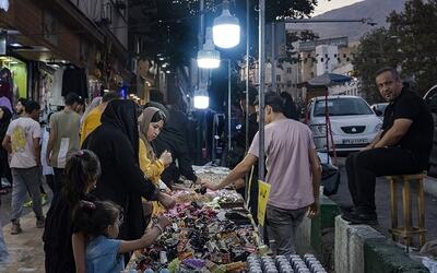 صدرو مجوز فعالیت رسمی برای ۵ هزار دستفروش تا پایان فروردین ۱۴۰۳