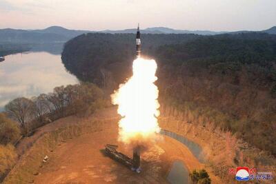 کره شمالی از موشک جدید بالستیک مافوق‌صوت رونمایی کرد+ عکس