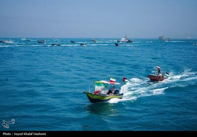 رژه هزاران شناور مردمی در خلیج فارس- فیلم دفاتر استانی تسنیم | Tasnim