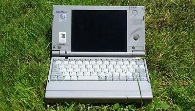 توشیبا لیبرتو 70ct؛ نسل اول رایانه های شخصی در 1997 میلادی (فیلم)