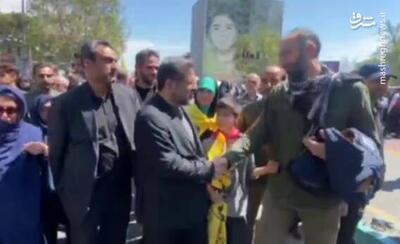 فیلم/ دیدار و گفتگوی وزیر ارشاد با مجید نوری در راهپیمایی روز قدس‌