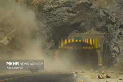 خطر سقوط سنگ در جاده ‌چالوس با توجه به هشدار هواشناسی