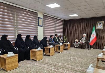 ‌استفاده از ظرفیت حوزه علمیه خواهران در کردستان - تسنیم