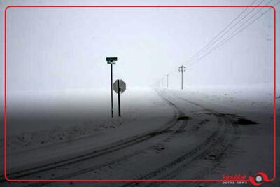 بارش برف در روستای ستون‌ره‌ش شهرستان سلماس