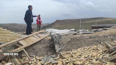 خراب شدن مدرسه کانکسی روستایی در مراغه براثر گردباد