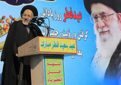 امام جمعه بیرجند: امروز انقلاب ایران جهان را بیدار کرد - تسنیم