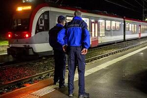پناهجوی ایرانی ۱۴ نفر را در سوئیس گروگان گرفت!