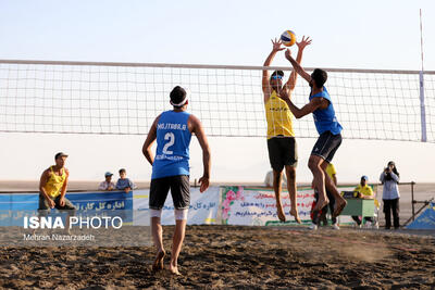 اردوی تیم ملی والیبال ساحلی کشور در بستک آغاز شد