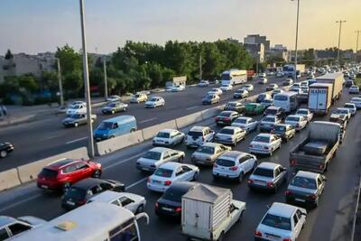 بیش از ۲۲ میلیون تردد خودرو در جاده‌های همدان به ثبت رسید