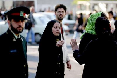 گشت حجاب و فبلمبرداری از زنان در شهر بازگشت+ فیلم | اقتصاد24