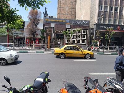تصاویر خالی شدن صرافی های تهران