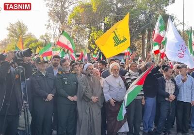 سنگ تمام مردم قزوین در حمایت از سپاه - تسنیم
