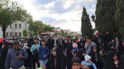 تجمع مردم شیراز در حمایت از عملیات وعده صادق + تصاویر - تسنیم
