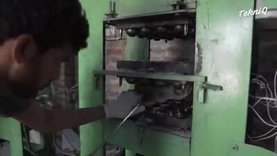 (ویدئو) شلوار جینی که می پوشید، به این شکل در کارخانه تولید می شود