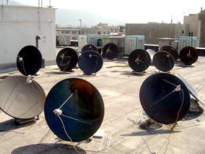 کشف ۳۰۰۰ قلم تجهیزات ماهواره‌ای قاچاق در تهران