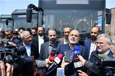 عصر خودرو - آغاز رسمی بهره‌برداری از ۴۰ دستگاه اتوبوس برقی ایران‌ خودرو دیزل در شهر کرج