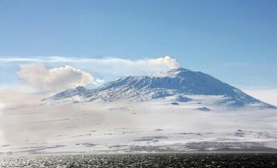 آتشفشانی در قطب جنوب که «طلا» از آن فوران می‌کند | شبکه اطلاع‌ رسانی طلا و ارز