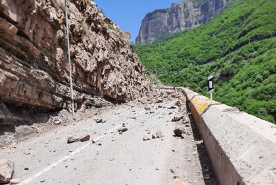 خطر سقوط سنگ در جاده ‌‌چالوس