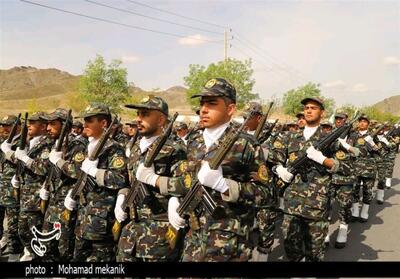 رژه نیروهای مسلح در مشهد + تصاویر - تسنیم